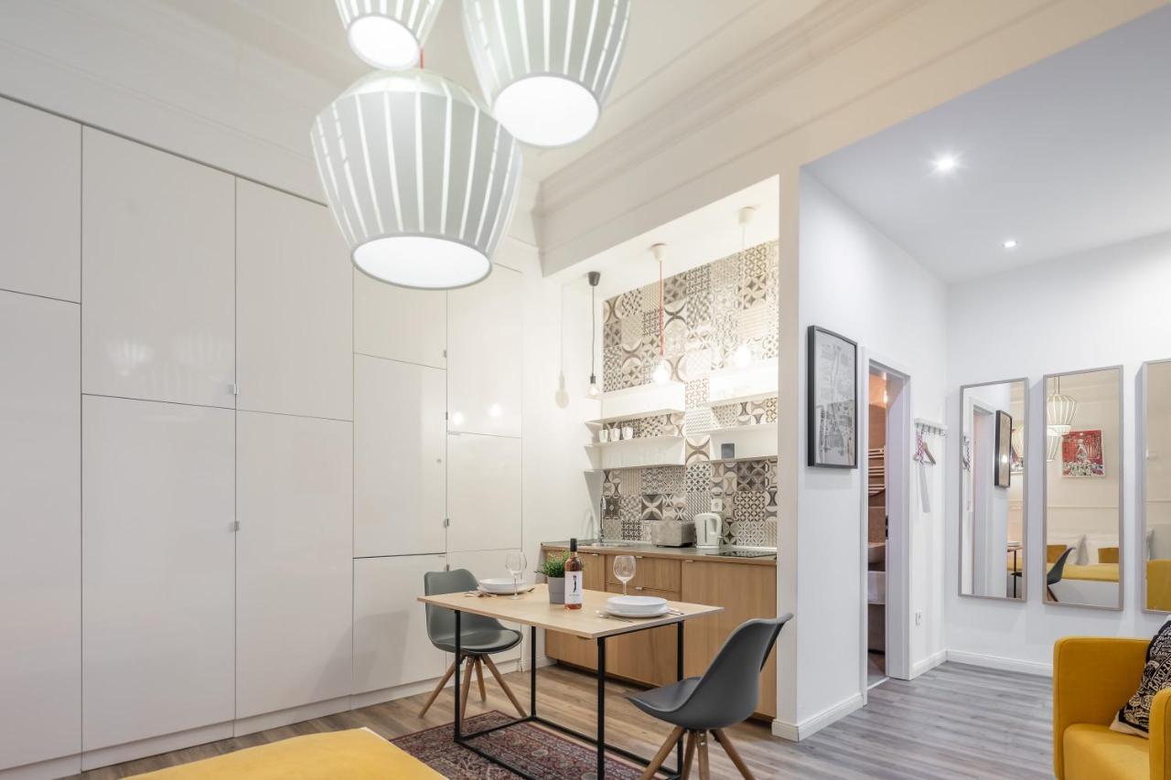 Extra Central Modern Studio Budapest Exterior foto